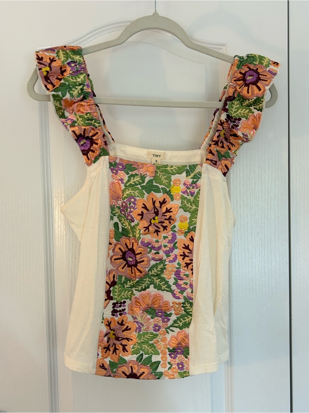 Floral Embroidered Tank Top — S